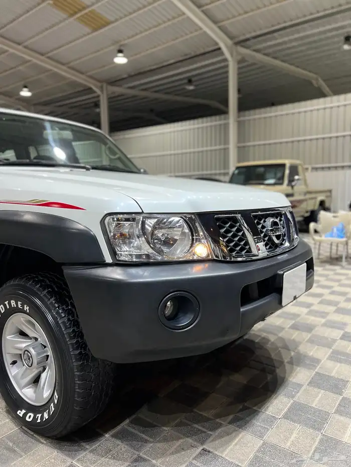 للبيع نيسان فينك موديل 2014 15