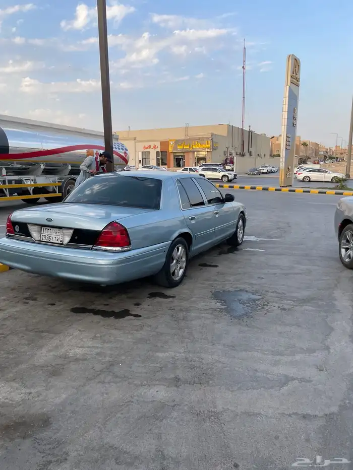 فورد فكتوريا 16