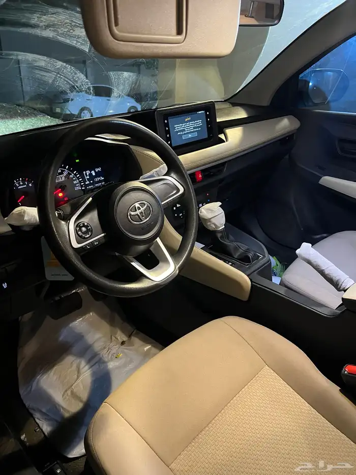 للبيع تويوتا يارس 2023 3