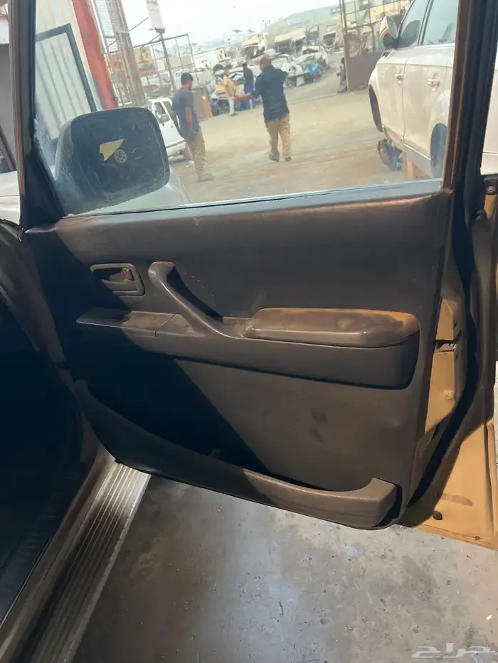 قطع غيار لاندكروزر 1991 4