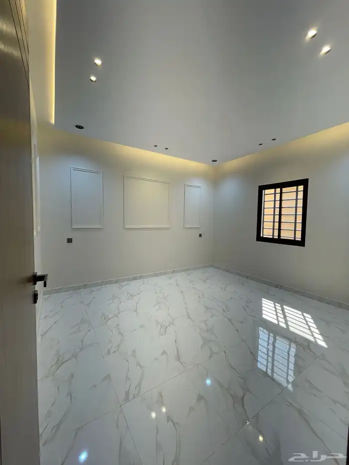 للبيع شقه دور أرضي مع بايكه وحوش خميس مشيط 6