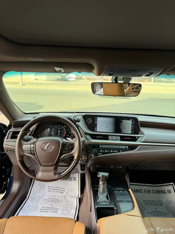 للبيع لكزس 2019 - ES350- سي سي بحالة الوكاله 9