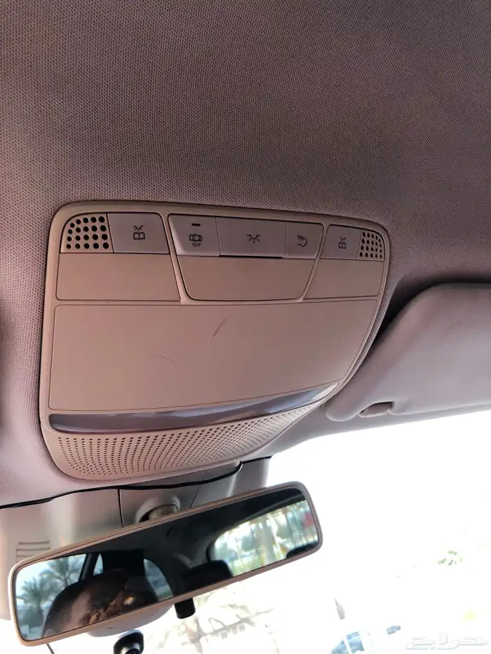 مرسيدس بنز E 2018 24