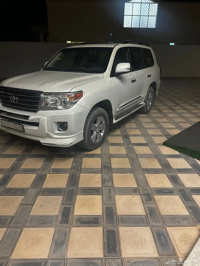 جيب لاندكروزر 2013 فل كامل 0