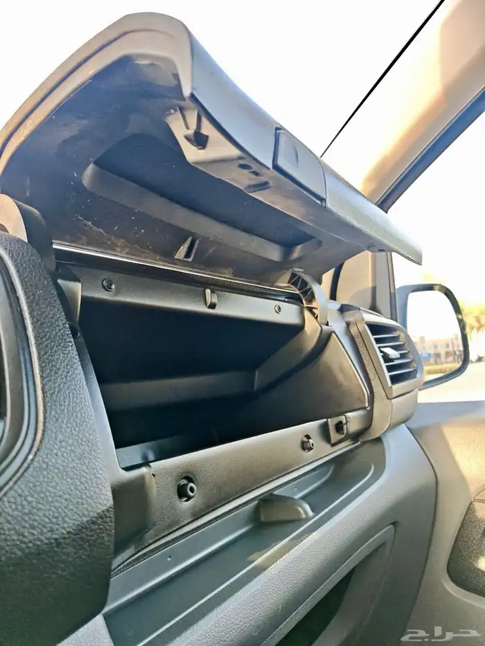 باص بيجو اكسبيرت ديزل 2018 حافظة تبريد كاش او اقساط 43