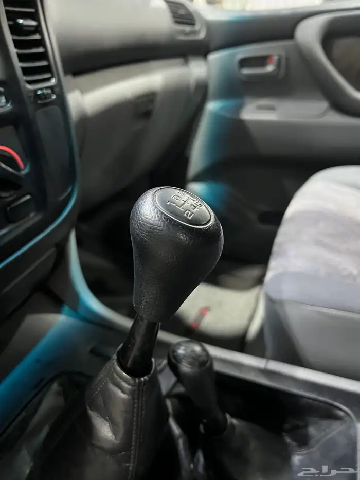 للبيع تويوتا لاندكروزر موديل 2000 9