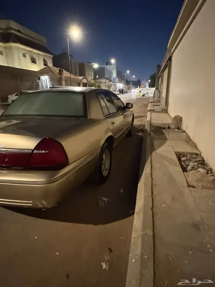 فورد ماركيز 2000 1