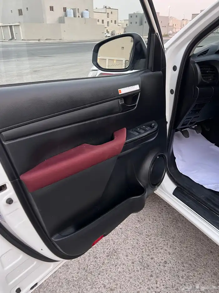 للبيع هايلكس مديل 2024 ديزل 15