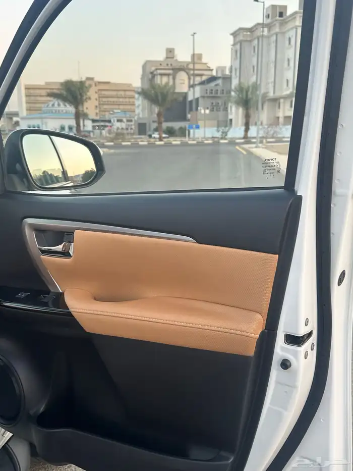 فورشنر 6 سلندر دبل (VX) 2023 ( بحالة الوكالة ) 37