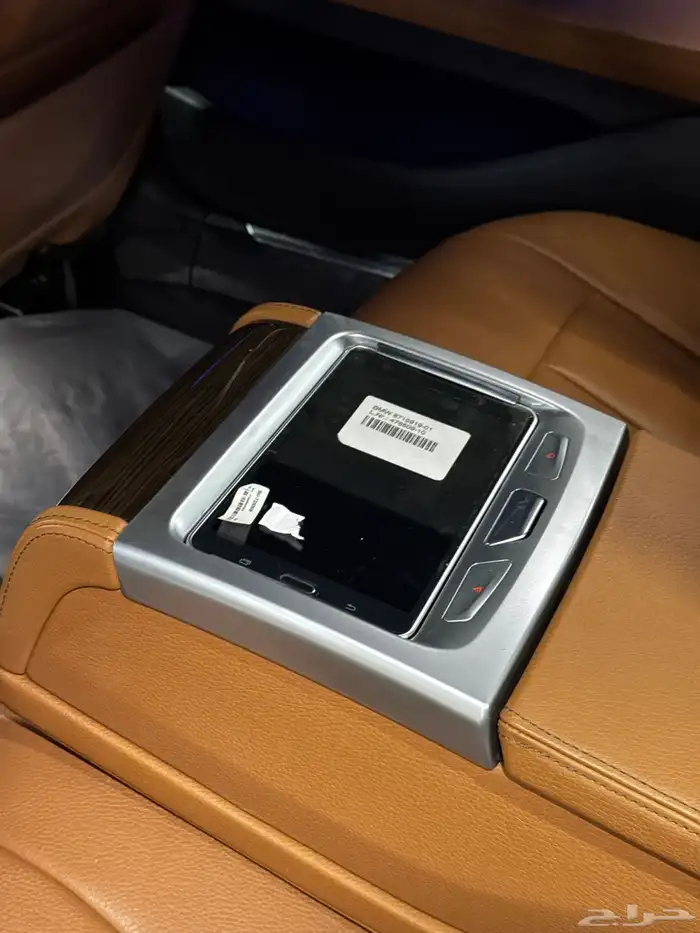 بي ام 740 2019 13