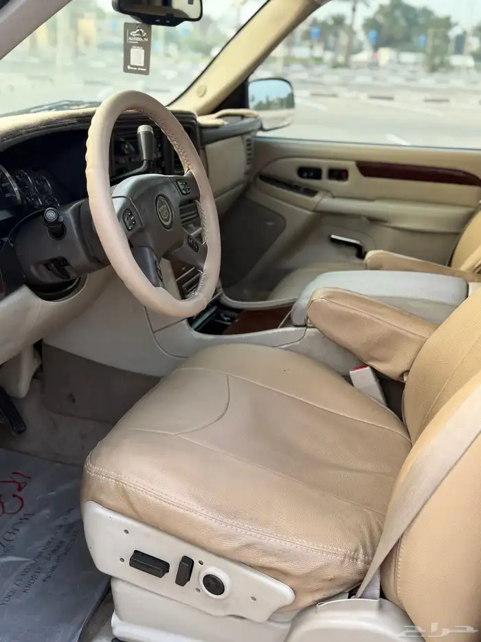 كاديلاك اسكاليد 2005 قمه النضافه 13