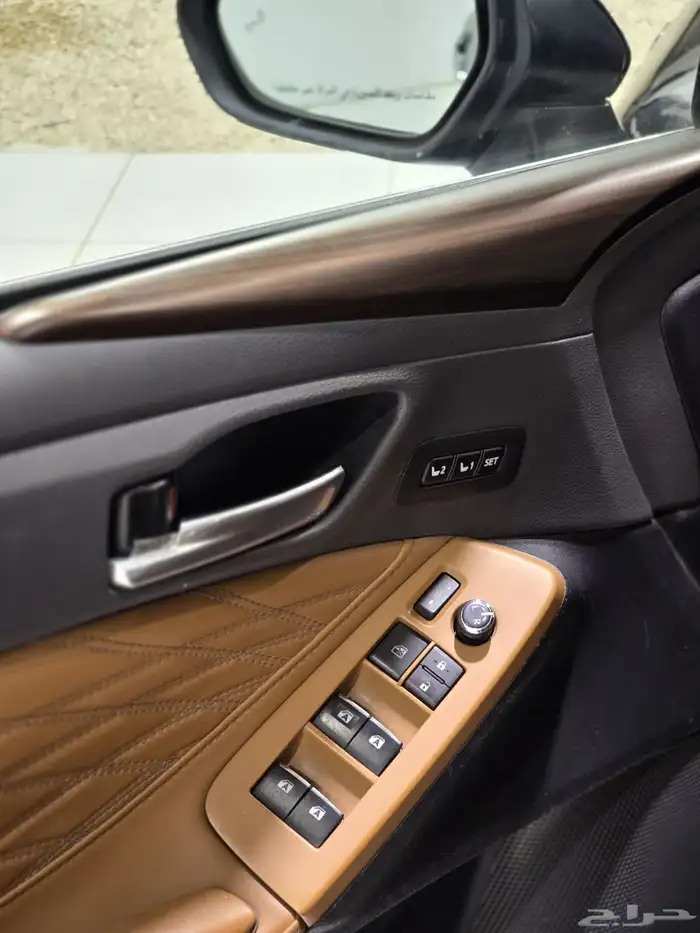 تويوتا افالون موديل 2021 بحالة ممتازة 11