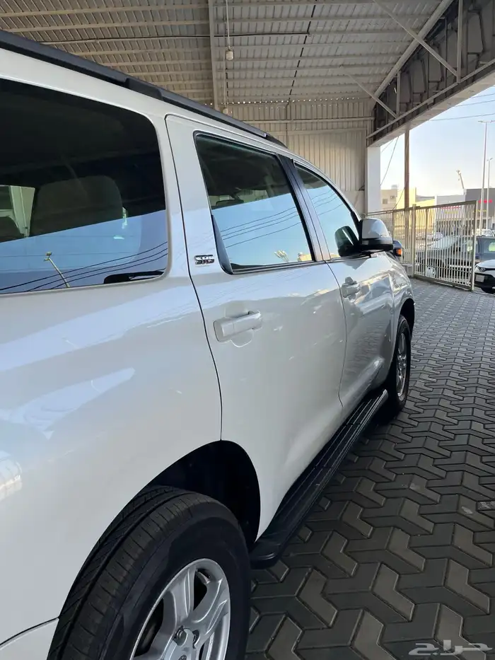 للبيع سكويا 14 نص فل 9