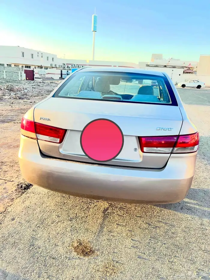 سوناتا 2007 اللون ذهبي 4