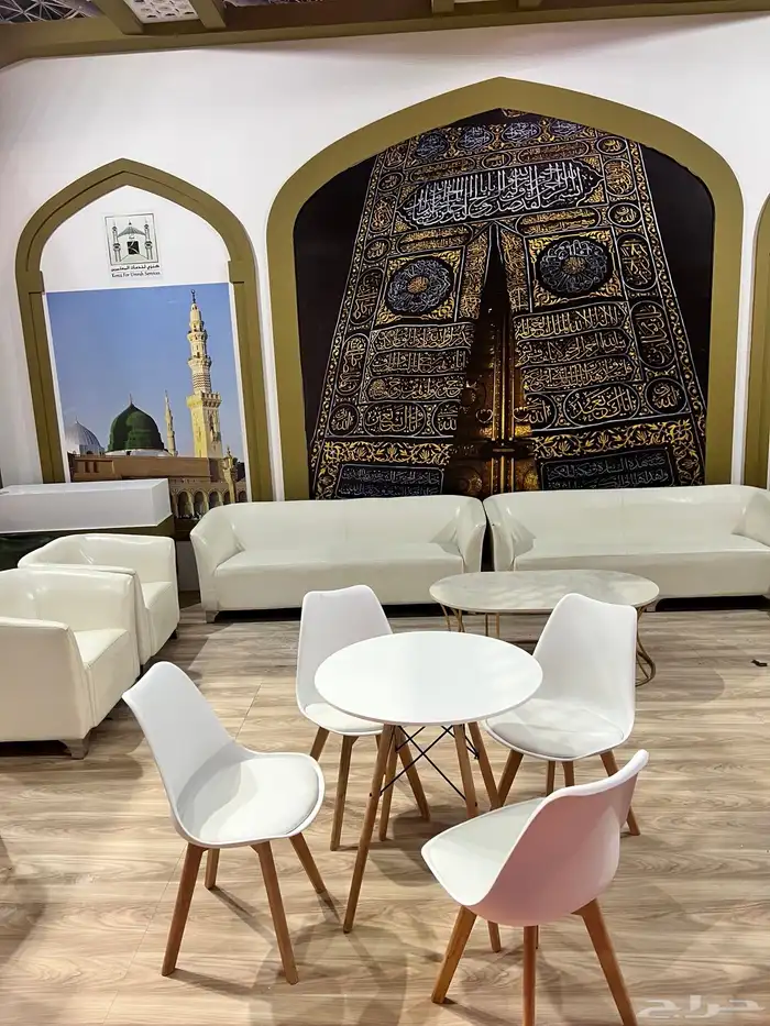 تاجير كراسي طاولات كنب جلسات مكيفات كراسي بار طاولات هاي تي 13