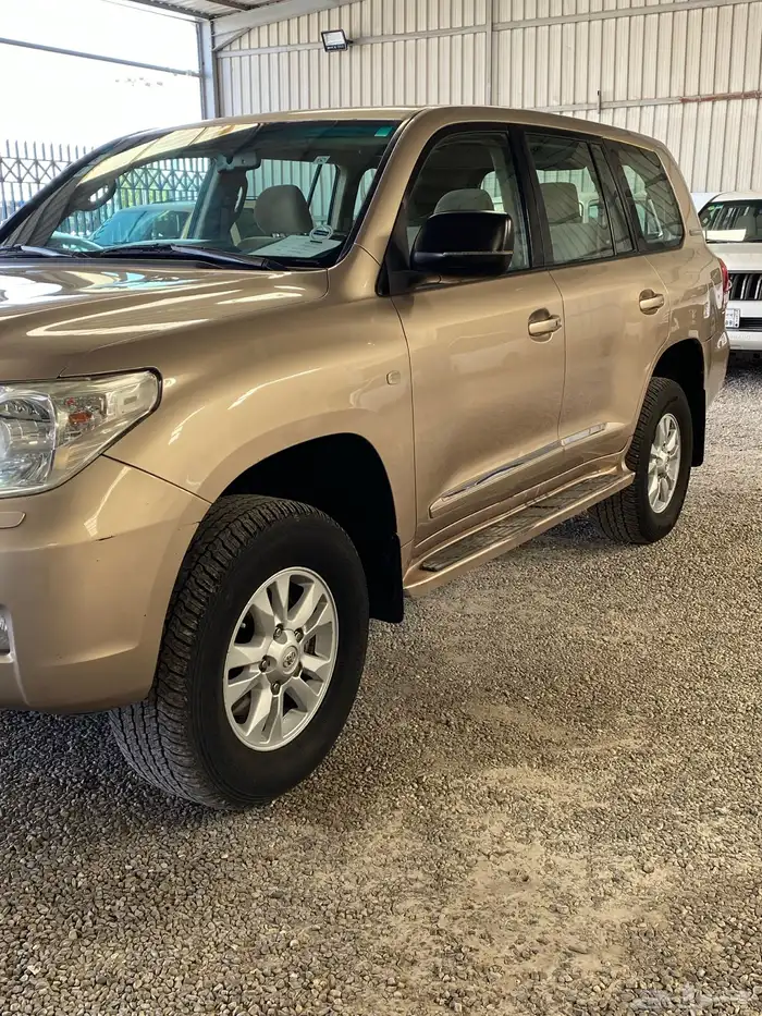 جى اكس ار 2009 ( 8 سلندر ) 1