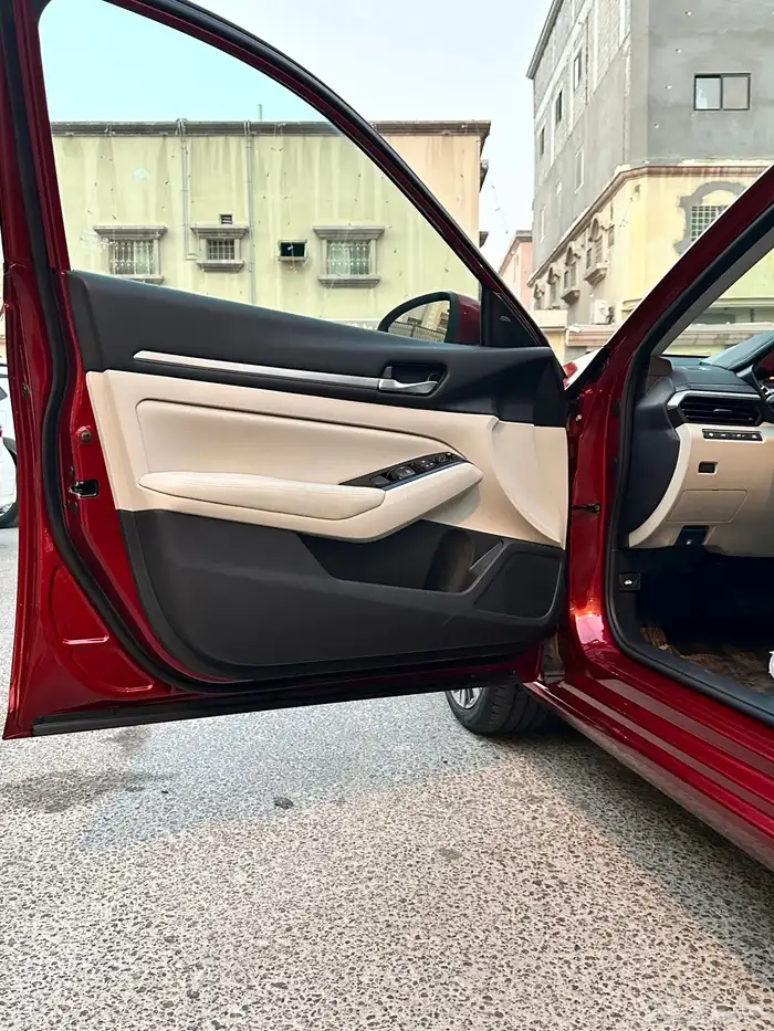 نيسان التيما 22