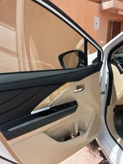 ميتسوبيشي . اكسباندر . 02022 index