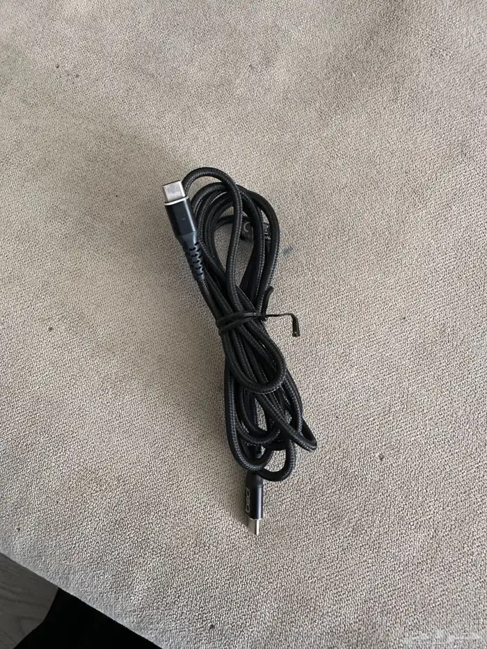 توصيلا وشواحن واسلاك 10