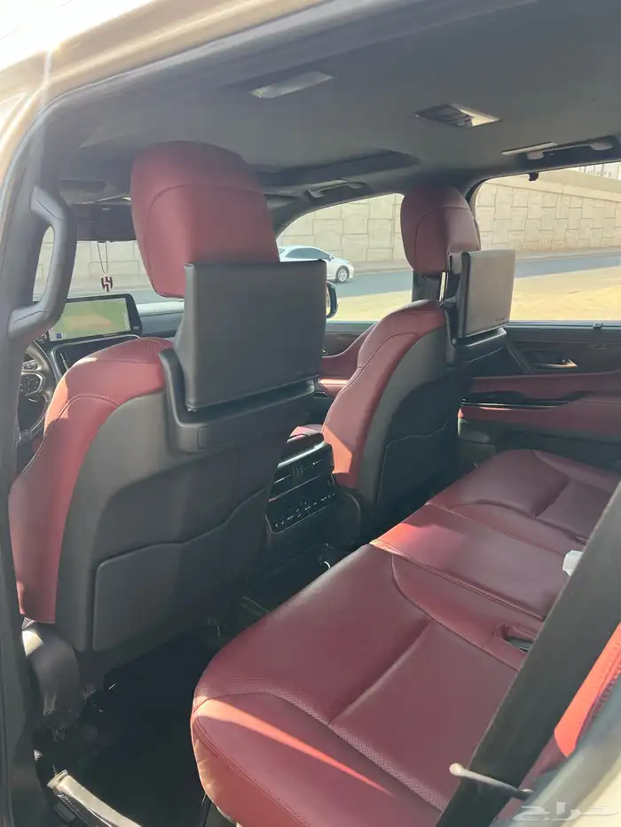 جيب لكزس 2024 بريمي فل كامل ممشاه 40 الف علية حماية كاملة 6