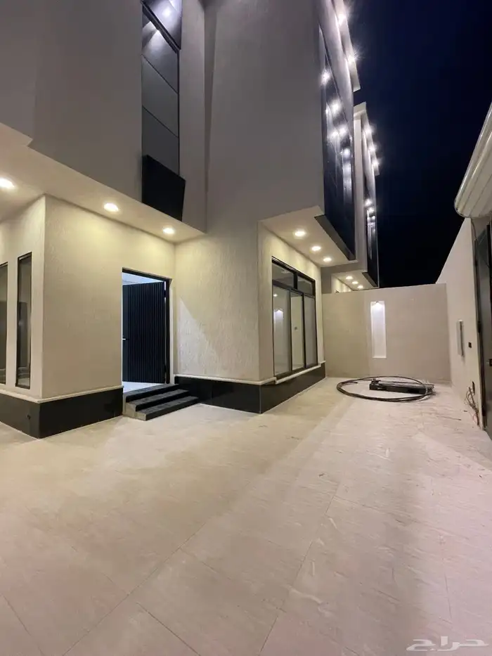 فلل للبيع حي الشروق 2