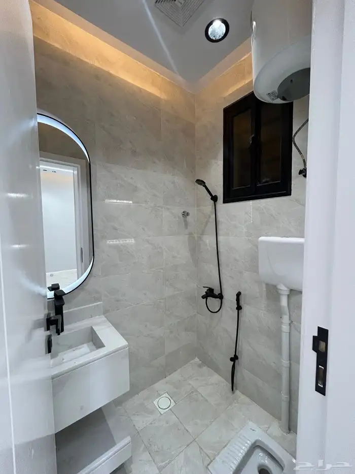 للبيع شقق علوية تشطيب VIP (درة الموسي -خميس مشيط ) 13