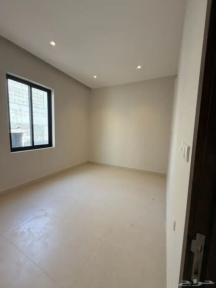 تاون هاوس ب1.179مليون فقط و البيع بدون سعي 30