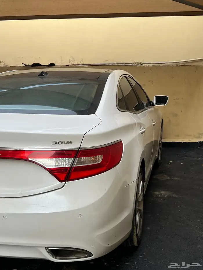 ازيرا 2015 فل كامل 6 سلندر 3 لتر 3