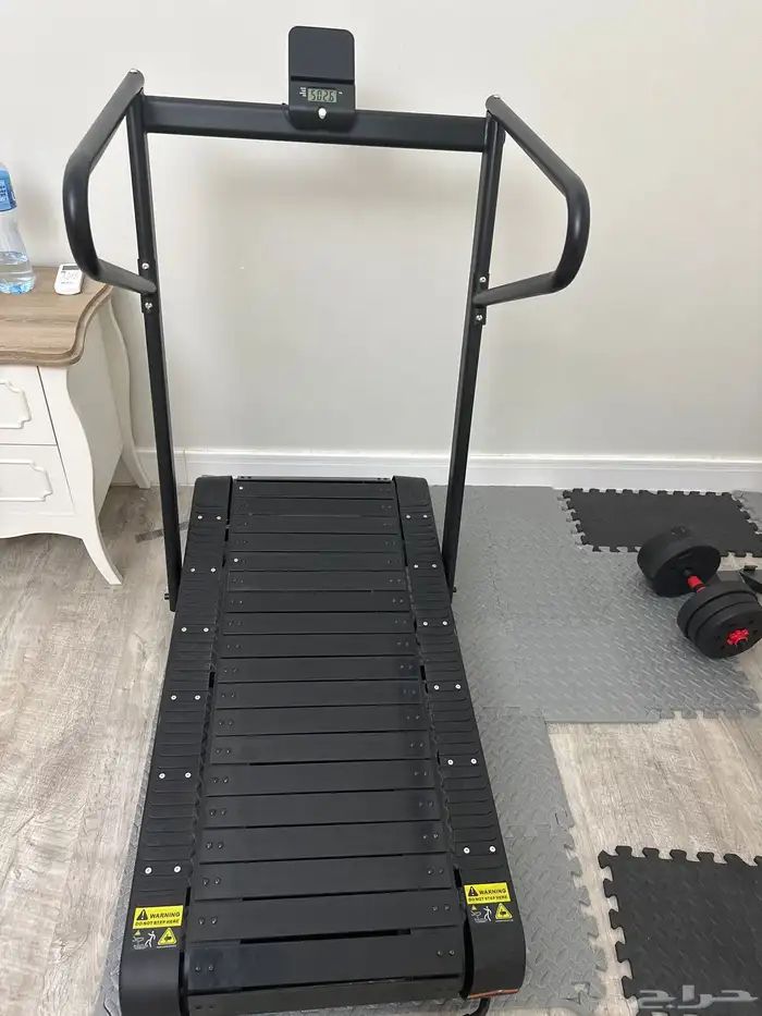 curved treadmill 0