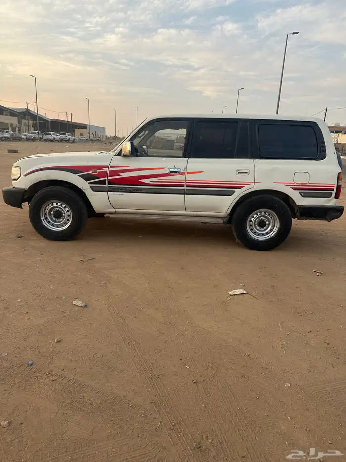 لاندكروزر للبيع 0