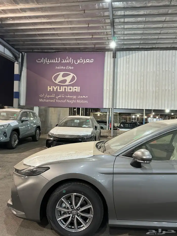 كامري 2025 E ستاندر تيتانيوم 5