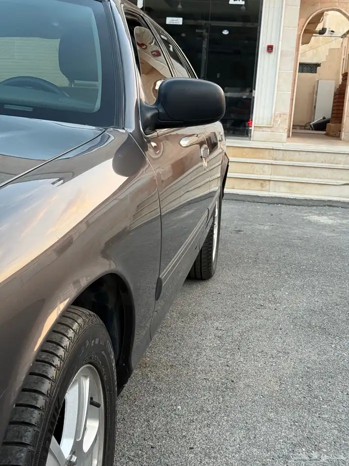 للبيع فورد فكتوريا 2010 شرط 3