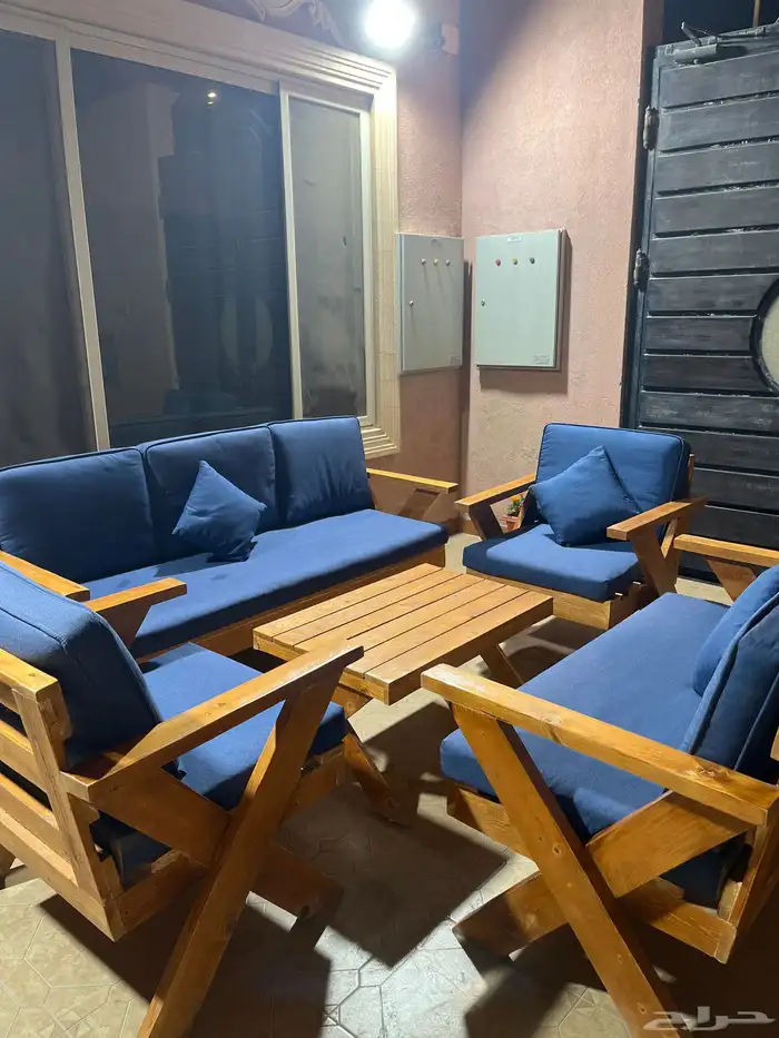 كراسي شبه جديده 0