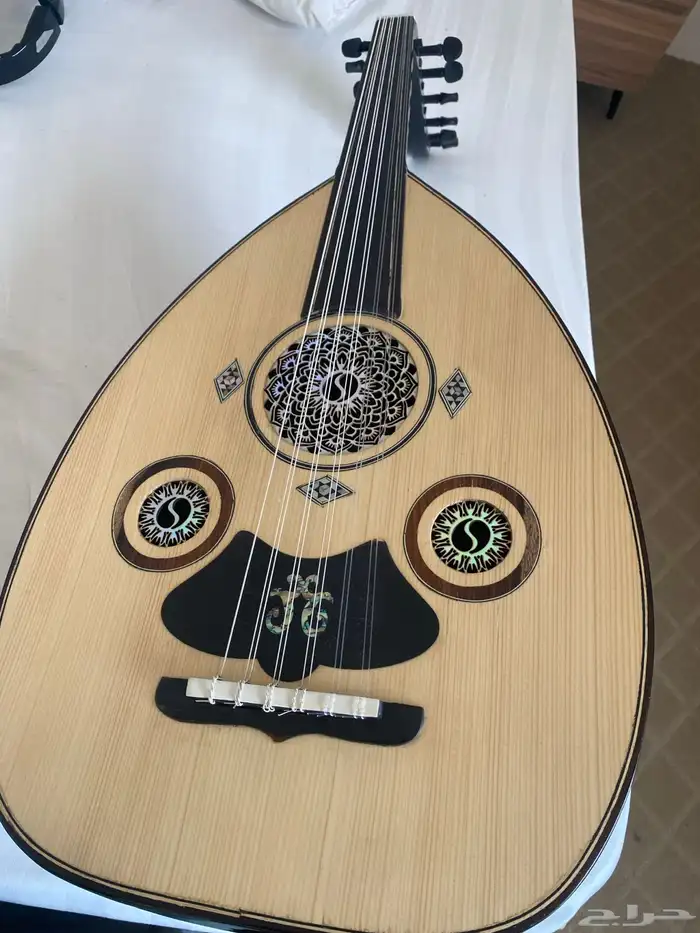 عود موسيقي 0