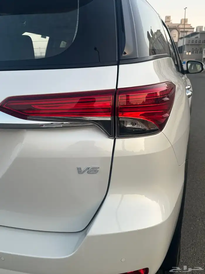 فورشنر 6 سلندر دبل (VX) 2023 ( بحالة الوكالة ) 10