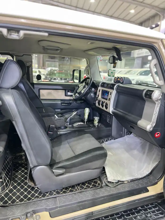 تويوتا اف جي 2015 فل كامل خليجي ماشي 316 الف 9