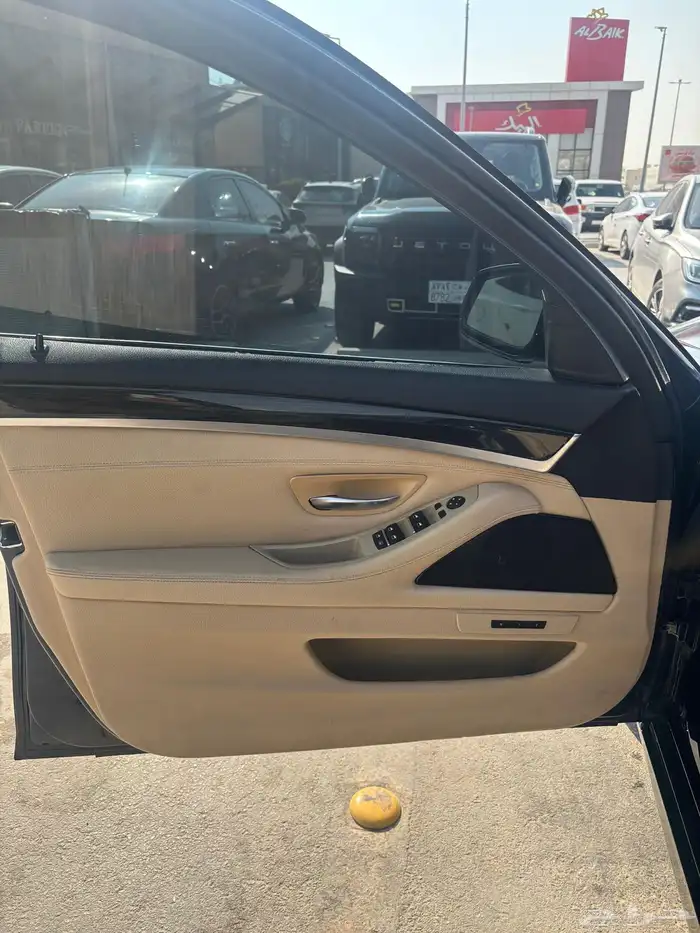 بي ام 520 لاكجري 2014 10