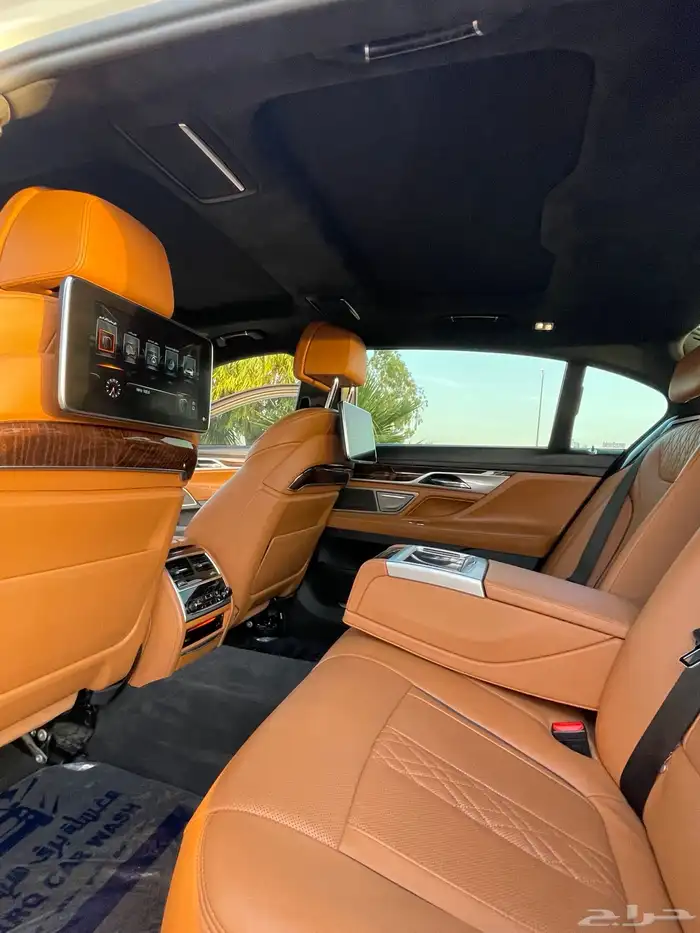 بي ام دبليو2017 فل كامل اعلى مواصفات740الموقع بريده 25