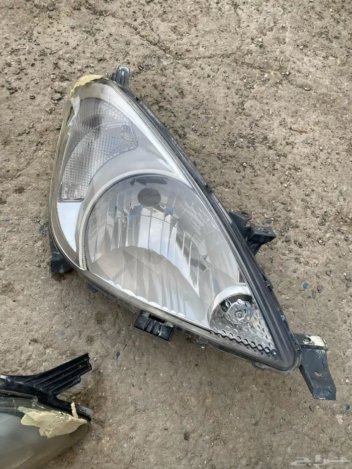 قطع غيار انوفا 2007 2011 0