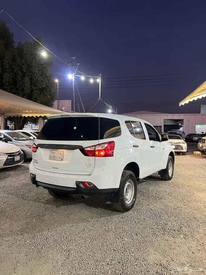 ايسوزو ديزل 2015 7