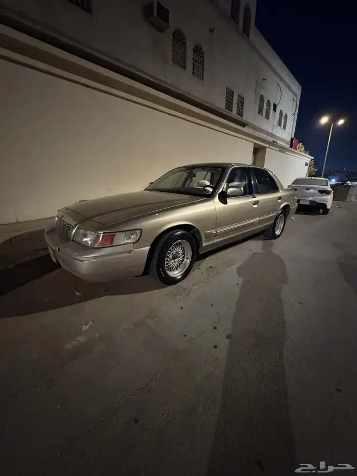 فورد ماركيز 2000 6