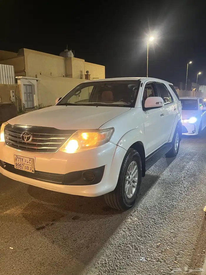 للبيع جيب فورتنشر 2014 2