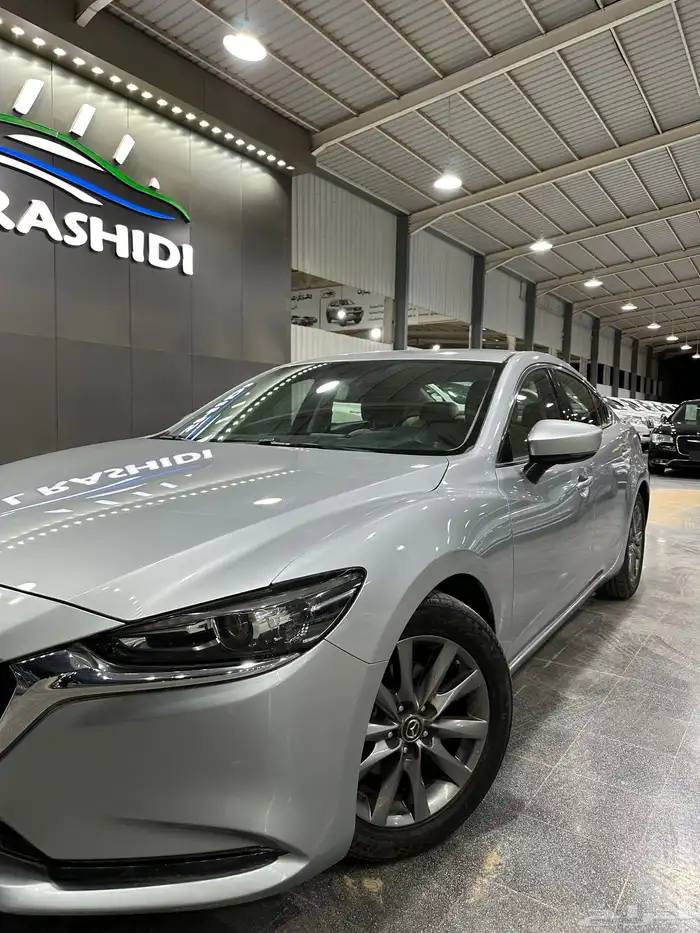 مازدا زوم 6 2020 فضي لدى معرض(عبيد الرشيدي) 1