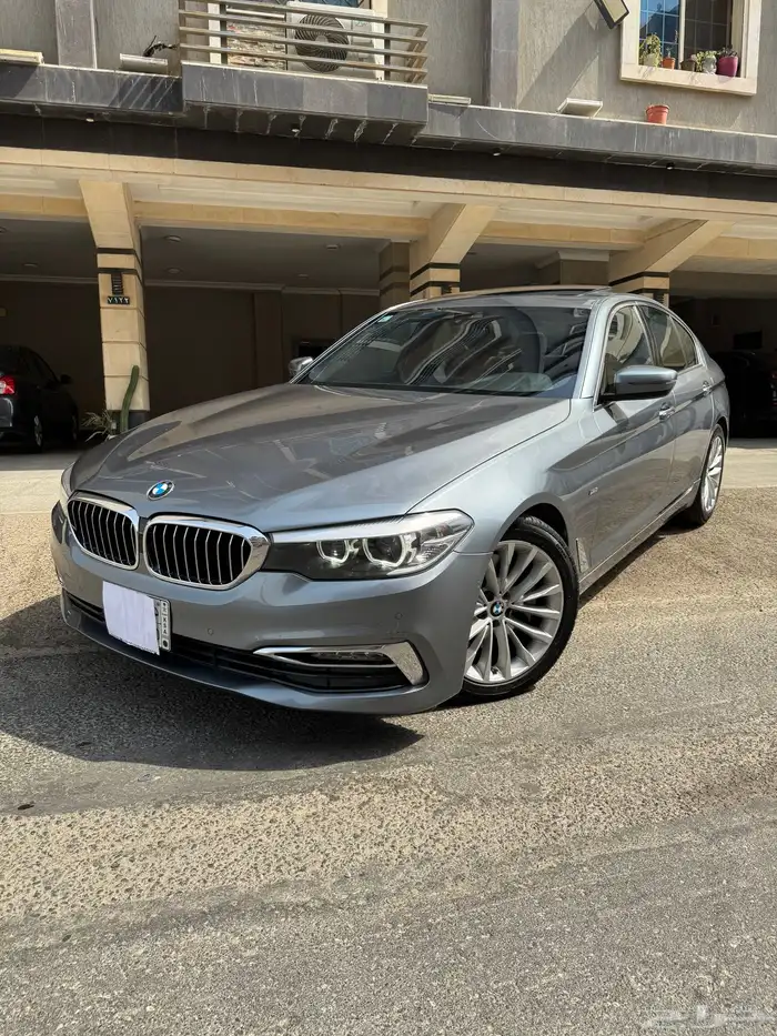 بي ام 530 فل 2017 ماشي 126 الف كيلو قمه في النظافه 19