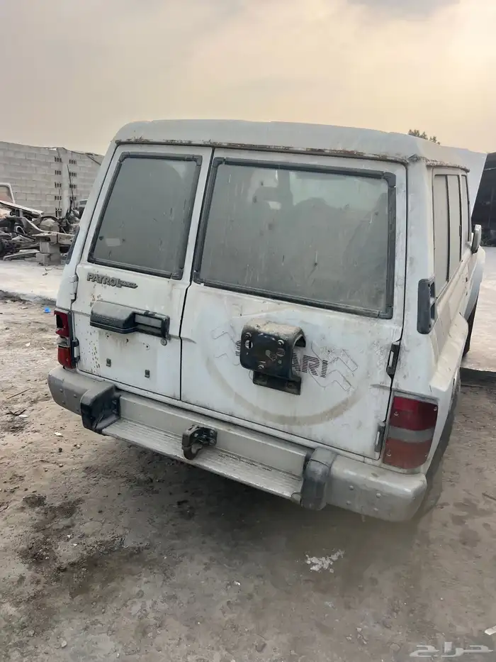 نيسان باترول دفلك 1993 تشليح قطع غيار 3