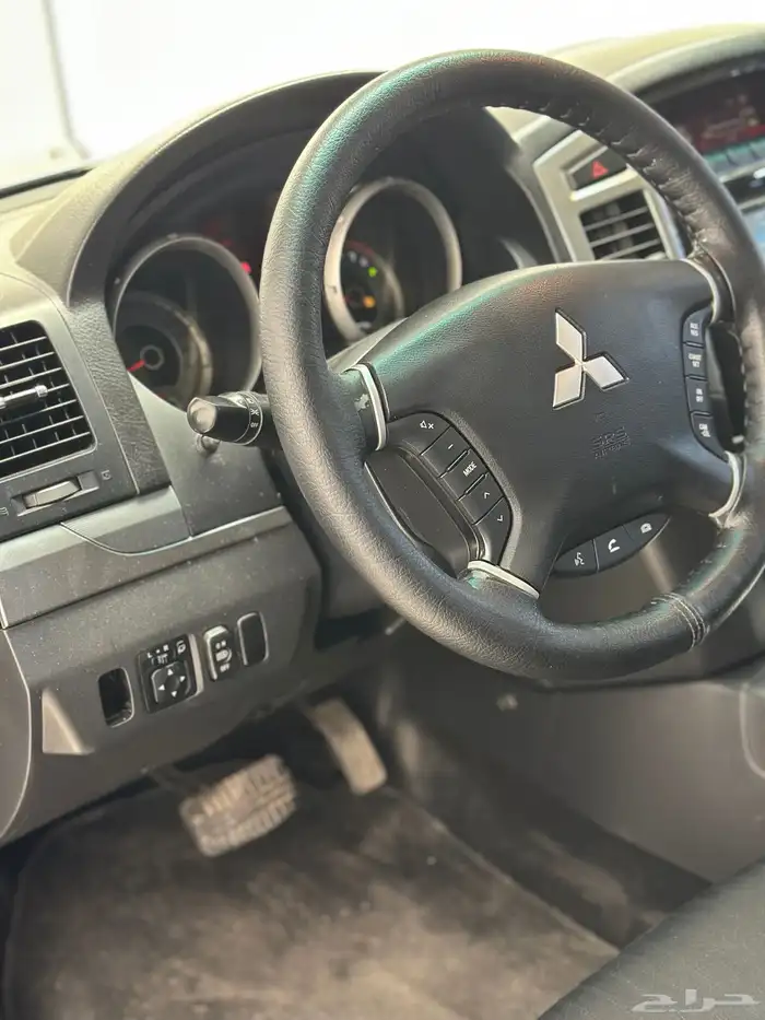 ميتسوبيشى باجيرو 2020 وكاله (( دبل )) 8