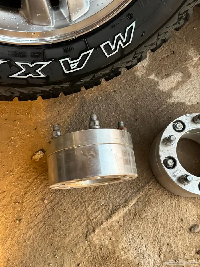 جنوط لكزس 12