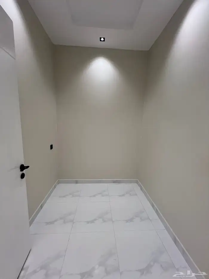 للبيع شقه علويه من 6 غرف وسطح حى البديع ابها 480 الف 17