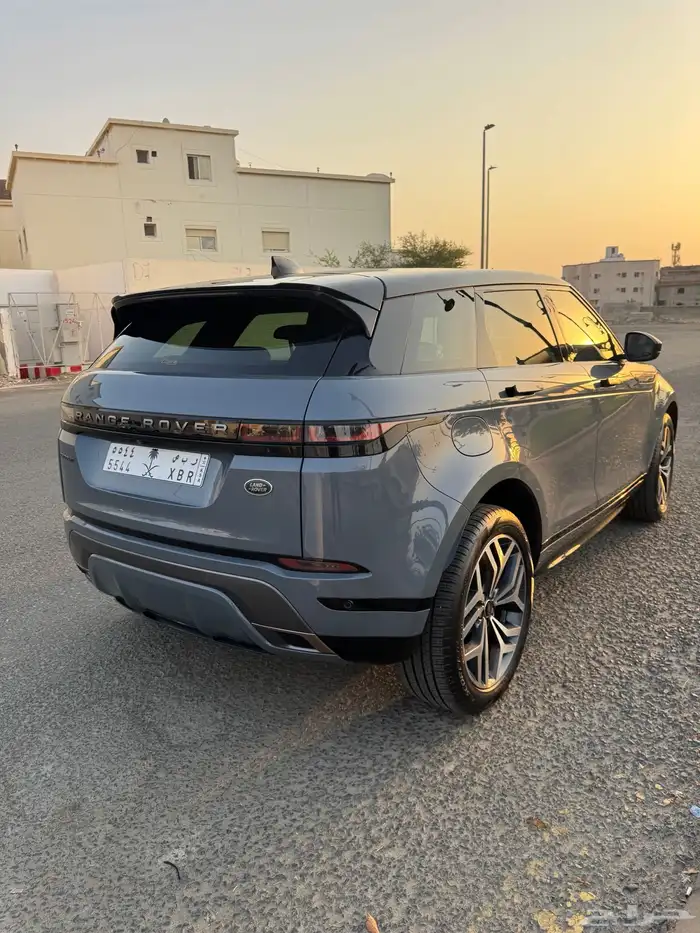 لاندروفر ايفوك 2022 وراد الناغي 5