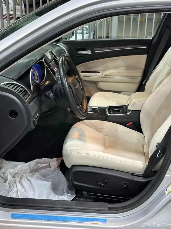 كرايزلر C300 لميتد بلص 2021 لدى معرض(الرشيدي) 23